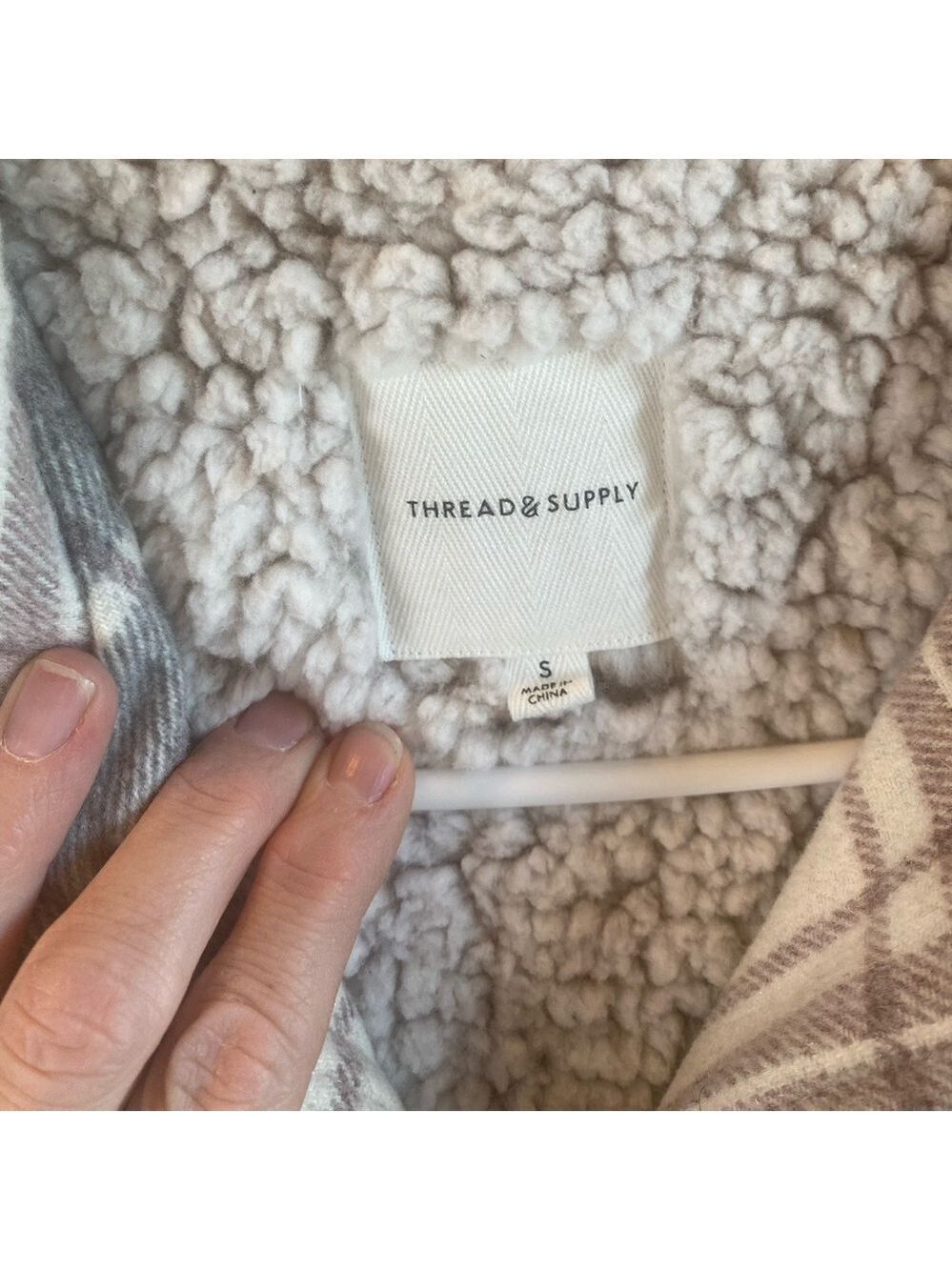 *NWOT* THREAD & SUPPLY ‘Timberlee’ Sherpa Lined Vest - Picture 9 of 15